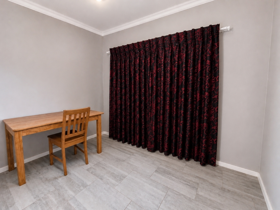 4 Bedroom Property for Sale in Uitsig Free State